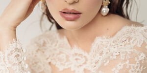 Headshot of a woman in a wedding dress