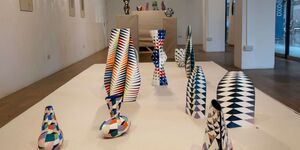 Image of a ceramic display in the gallery.