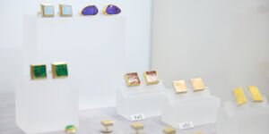 Image of a set of earrings.