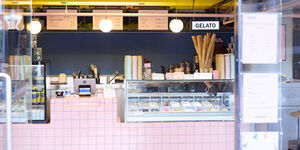Image of an ice cream shop.