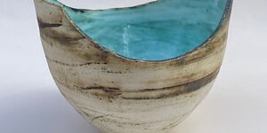 Image of a ceramic pot.