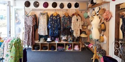 Image of Heads Rule Heart's store.