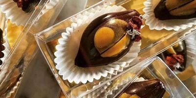 Image of orange and gold chocolate pieces.