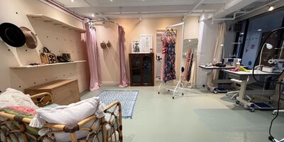 Image of Chapman Burrell's studio.