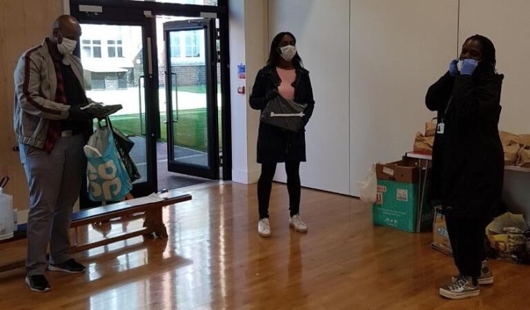 Florence Eshalomi PM delivers meals with Coin Street