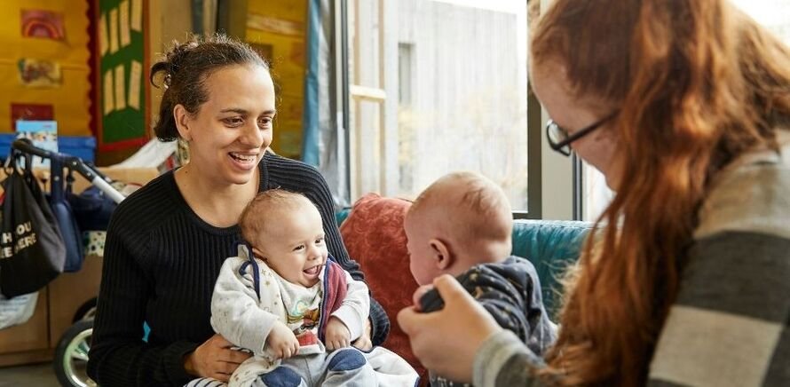 mums and babies enjoying a parenting session